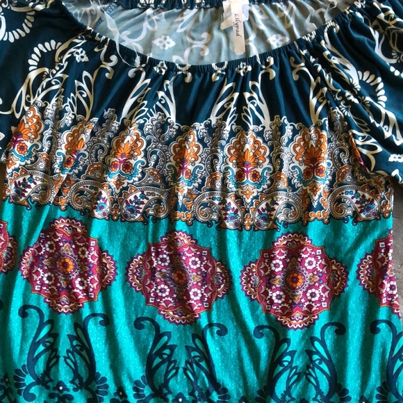 Blouse - Picture 2 of 3